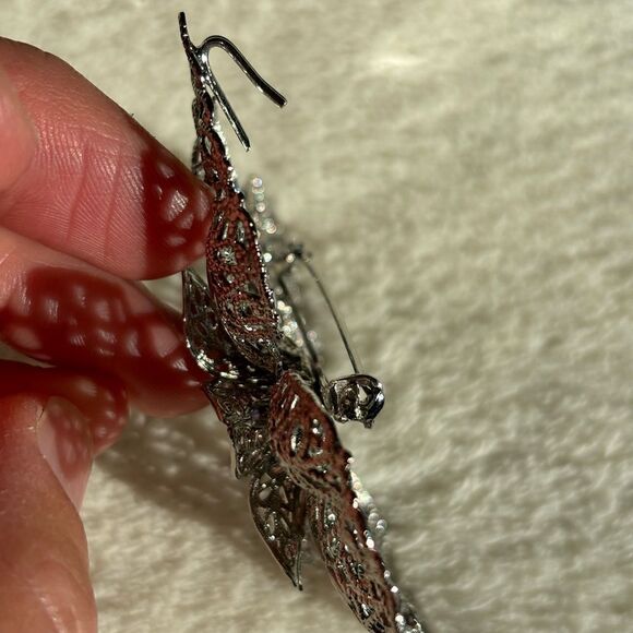 Flower Rhinestone Center Filigree HUGE Vintage Silver Brooch Gorgeous - Picture 3 of 5